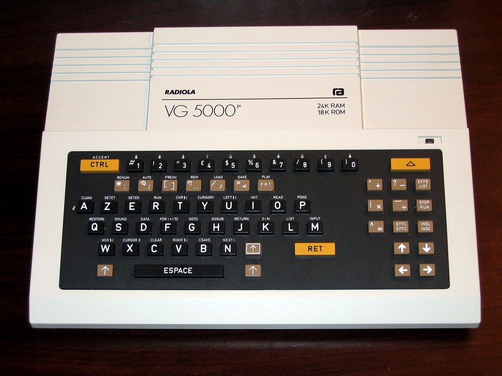 Radiola VG5000